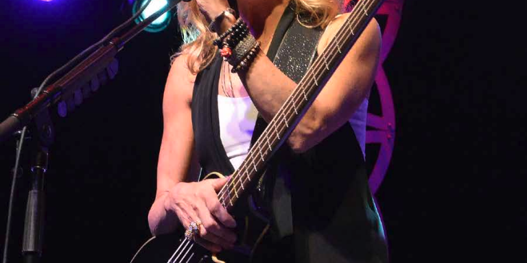 All in the Family Sheryl Crow Comes Home to Missouri